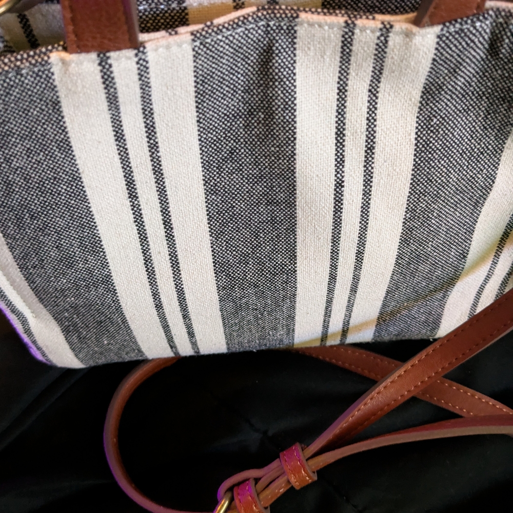 ♨️❗ LAST CHANCE Striped Black and White Tote Bag with Brown Accents